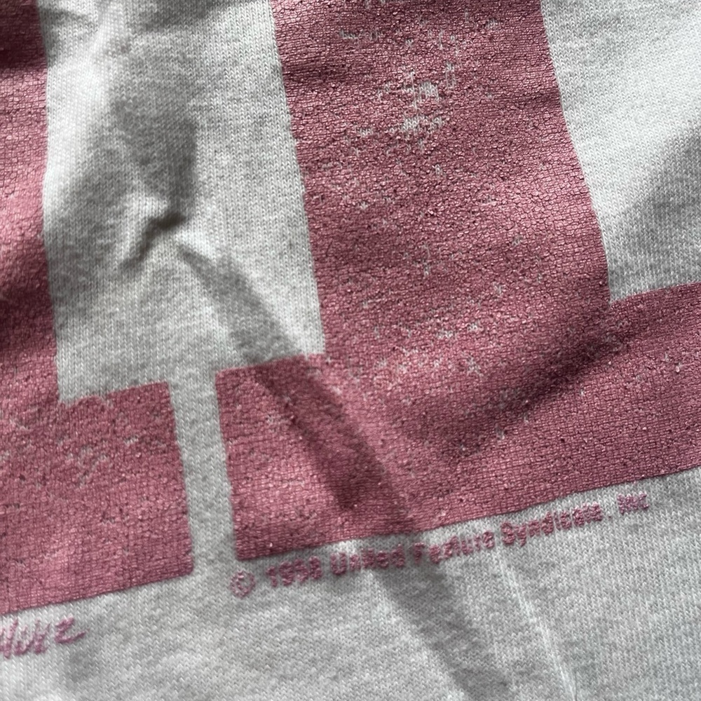 Vintage Single Stitch Cream and Pink Snoopy Vail 1958 Tee Schulz - Picture 2 of 11
